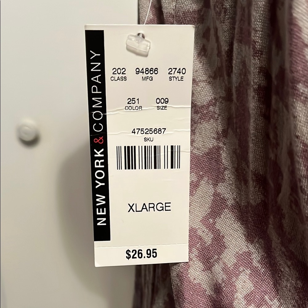 New York & Company Mauve Patterned Tank Top NWT - Picture 6 of 9